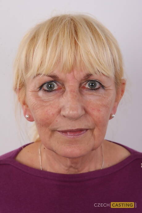 Czech Casting  invites you to browse their free photos with Anna exhibit amazing form