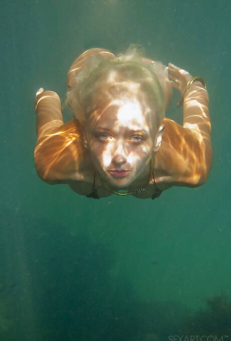 Sex Art pleased to share with you xxx picture gallery with Nika N showing amazing form