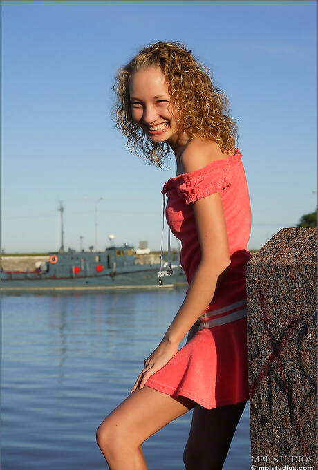 MPL Studios pleased to share with you a free picture gallery with Masha exhibit superb shape